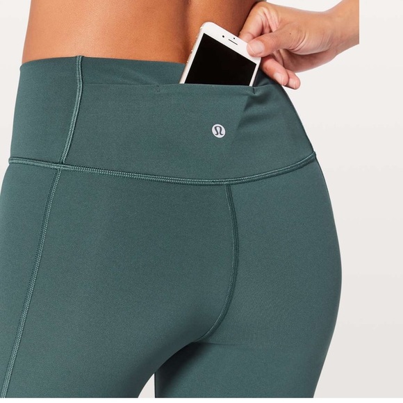 Lululemon Play Off the Pleats Tight - Picture 2 of 4